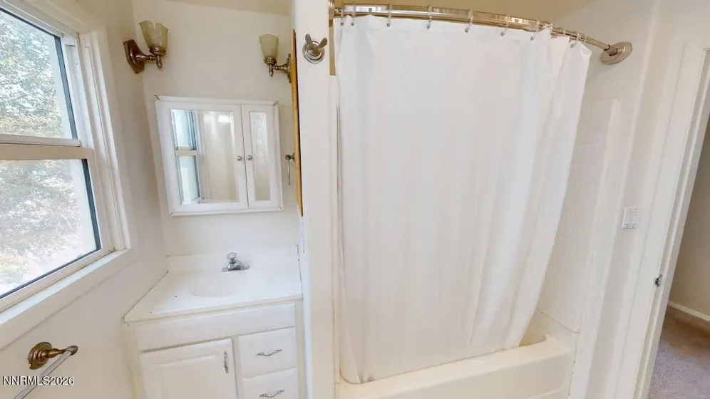 382 Humboldt, Battle Mountain, Nevada 89820, 5 Bedrooms Bedrooms, ,2 BathroomsBathrooms,Residential,Residential,Humboldt,0,260011022
