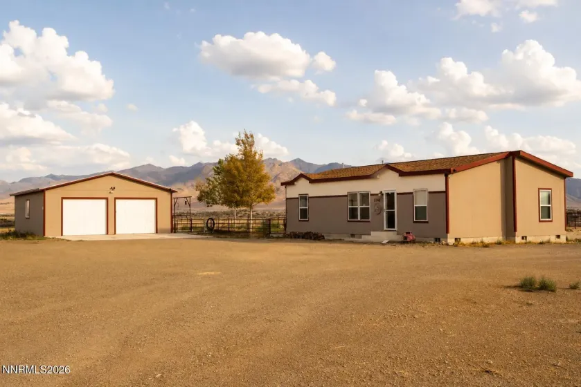 6740 Country, Winnemucca, Nevada 89445, 3 Bedrooms Bedrooms, ,2 BathroomsBathrooms,Residential,Residential,Country,0,260011025