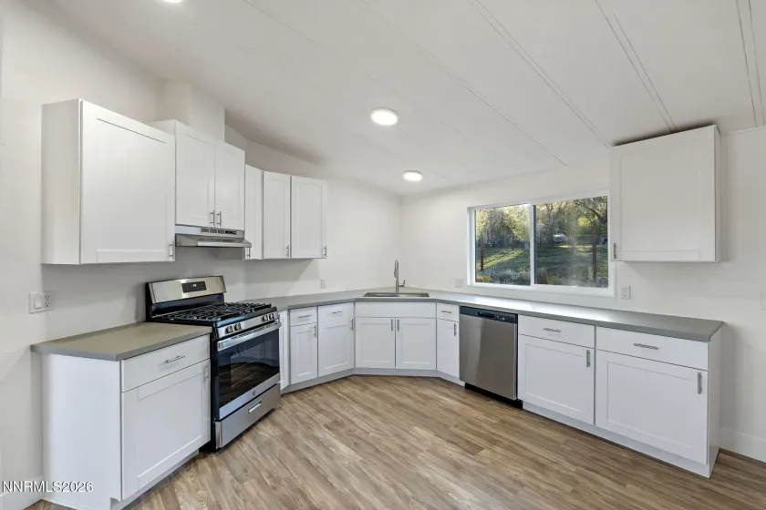 230 Medgar, Reno, Nevada 89506, 3 Bedrooms Bedrooms, ,2 BathroomsBathrooms,Residential,Residential,Medgar,0,260011027