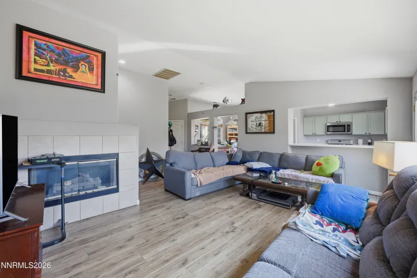 1455 Loma Verde, Sparks, Nevada 89436, 3 Bedrooms Bedrooms, ,2 BathroomsBathrooms,Residential,Residential,Loma Verde,0,260011028