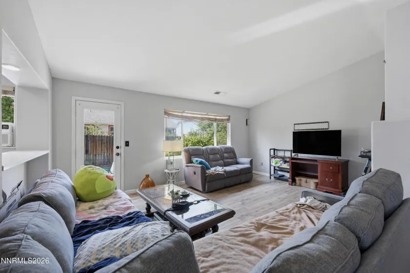 1455 Loma Verde, Sparks, Nevada 89436, 3 Bedrooms Bedrooms, ,2 BathroomsBathrooms,Residential,Residential,Loma Verde,0,260011028