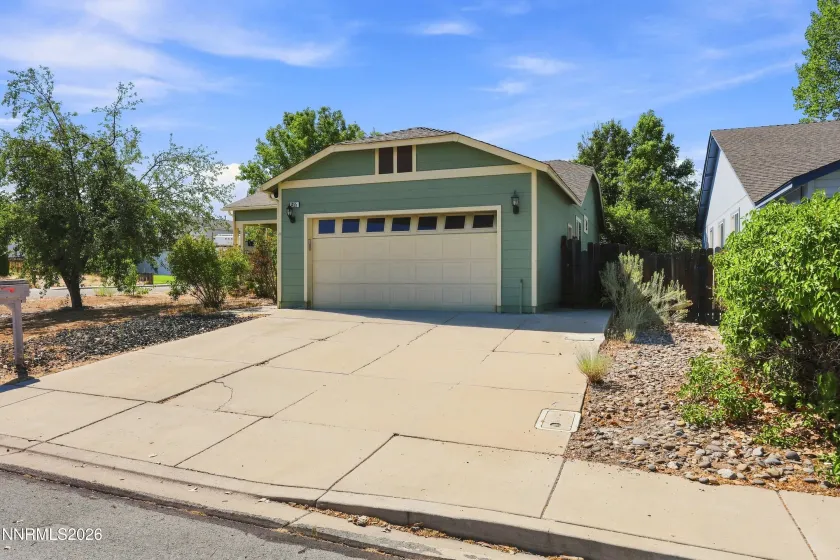 1455 Loma Verde, Sparks, Nevada 89436, 3 Bedrooms Bedrooms, ,2 BathroomsBathrooms,Residential,Residential,Loma Verde,0,260011028