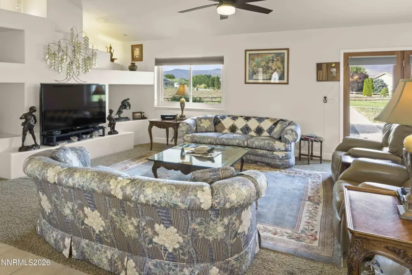 213 Quail Run, Fernley, Nevada 89408, 3 Bedrooms Bedrooms, ,3 BathroomsBathrooms,Residential,Residential,Quail Run,0,260011030