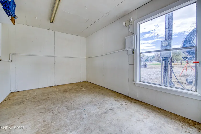1395 Farm District, Fernley, Nevada 89408, 3 Bedrooms Bedrooms, ,2 BathroomsBathrooms,Residential,Residential,Farm District,0,260011032