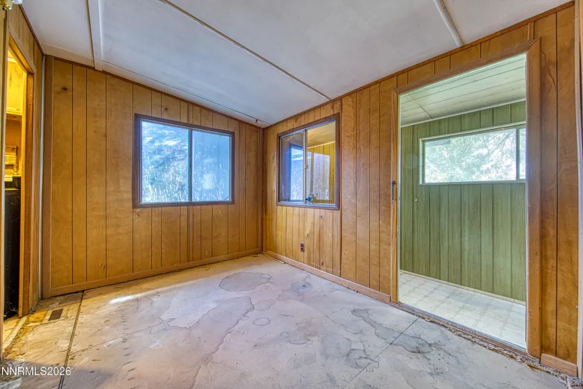 1395 Farm District, Fernley, Nevada 89408, 3 Bedrooms Bedrooms, ,2 BathroomsBathrooms,Residential,Residential,Farm District,0,260011032