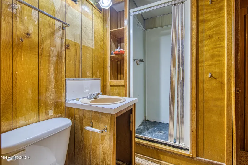 1395 Farm District, Fernley, Nevada 89408, 3 Bedrooms Bedrooms, ,2 BathroomsBathrooms,Residential,Residential,Farm District,0,260011032