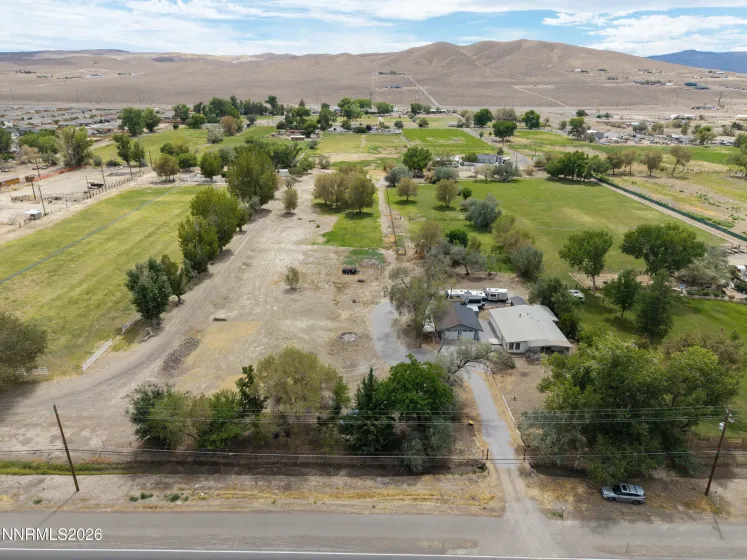 1395 Farm District, Fernley, Nevada 89408, 3 Bedrooms Bedrooms, ,2 BathroomsBathrooms,Residential,Residential,Farm District,0,260011032