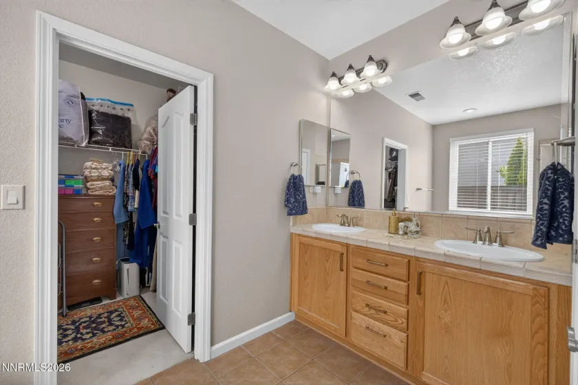 480 Avalon Terrace, Reno, Nevada 89523, 3 Bedrooms Bedrooms, ,2 BathroomsBathrooms,Residential,Residential,Avalon Terrace,0,260011033