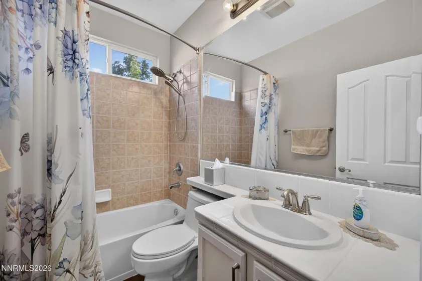 480 Avalon Terrace, Reno, Nevada 89523, 3 Bedrooms Bedrooms, ,2 BathroomsBathrooms,Residential,Residential,Avalon Terrace,0,260011033