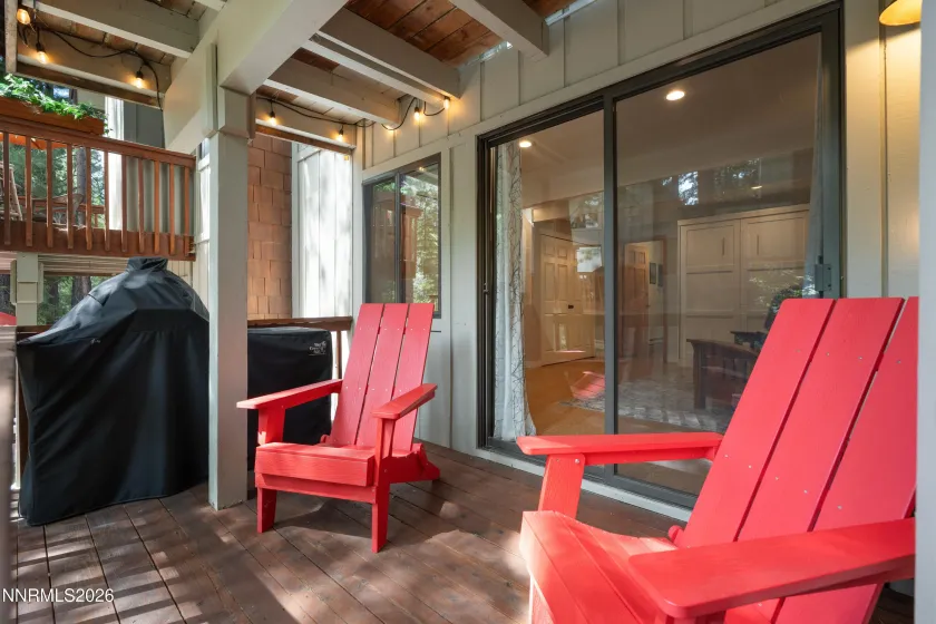 989 Tahoe, Incline Village, Nevada 89451, 3 Bedrooms Bedrooms, ,2 BathroomsBathrooms,Residential,Residential,Tahoe,0,260011040