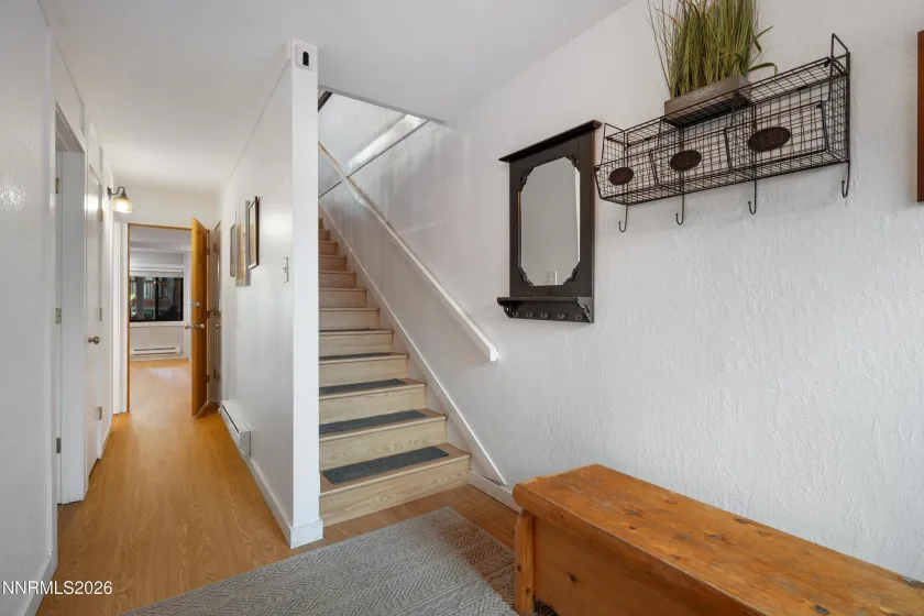 989 Tahoe, Incline Village, Nevada 89451, 3 Bedrooms Bedrooms, ,2 BathroomsBathrooms,Residential,Residential,Tahoe,0,260011040