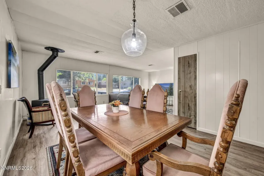 186 Ponderosa, Stateline, Nevada 89449, 2 Bedrooms Bedrooms, ,2 BathroomsBathrooms,Residential,Residential,Ponderosa,0,260011041