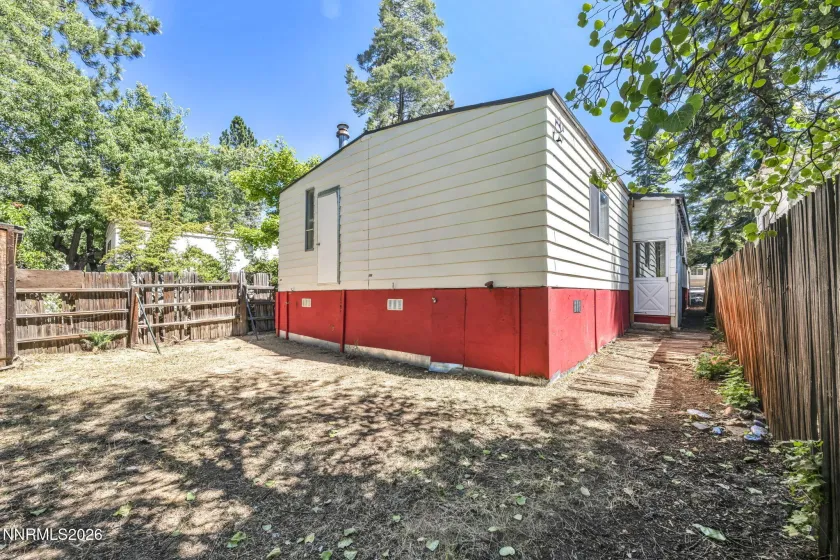 186 Ponderosa, Stateline, Nevada 89449, 2 Bedrooms Bedrooms, ,2 BathroomsBathrooms,Residential,Residential,Ponderosa,0,260011041
