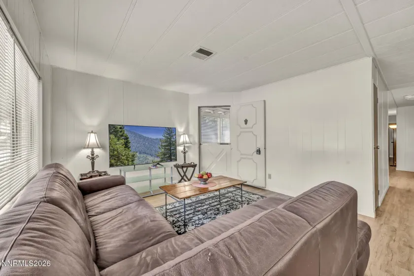 186 Ponderosa, Stateline, Nevada 89449, 2 Bedrooms Bedrooms, ,2 BathroomsBathrooms,Residential,Residential,Ponderosa,0,260011041