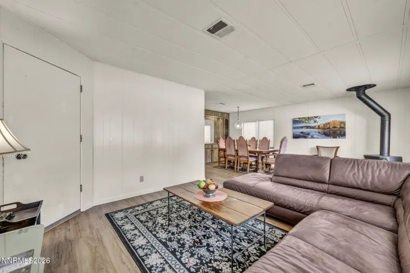 186 Ponderosa, Stateline, Nevada 89449, 2 Bedrooms Bedrooms, ,2 BathroomsBathrooms,Residential,Residential,Ponderosa,0,260011041