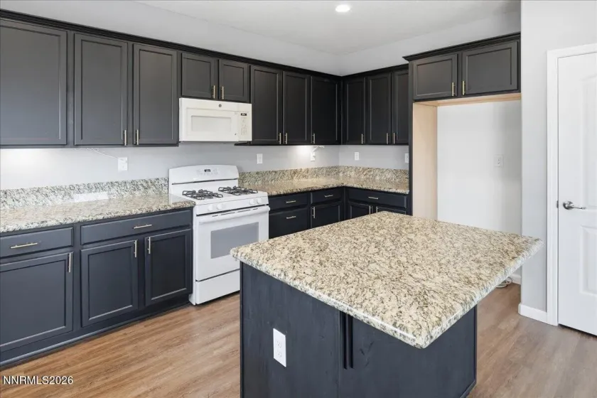 182 Royal Oaks, Fernley, Nevada 89408, 4 Bedrooms Bedrooms, ,2 BathroomsBathrooms,Residential,Residential,Royal Oaks,0,260011043