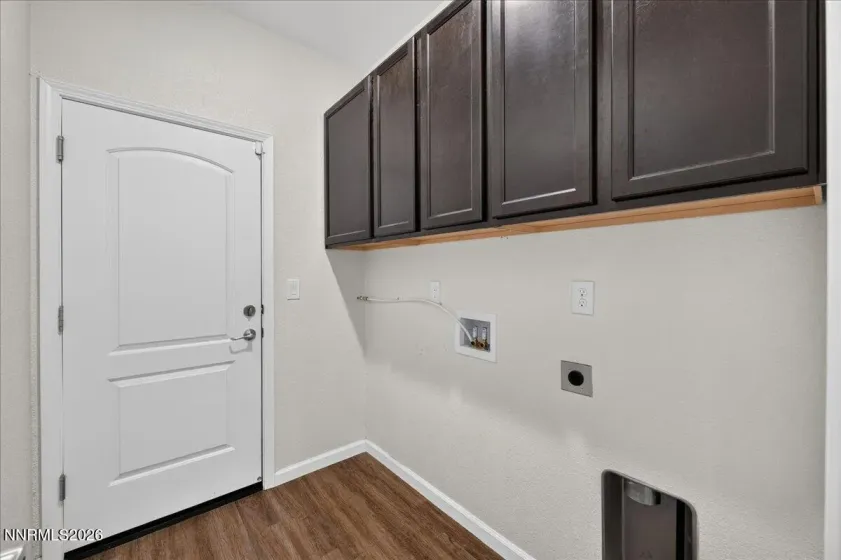 182 Royal Oaks, Fernley, Nevada 89408, 4 Bedrooms Bedrooms, ,2 BathroomsBathrooms,Residential,Residential,Royal Oaks,0,260011043