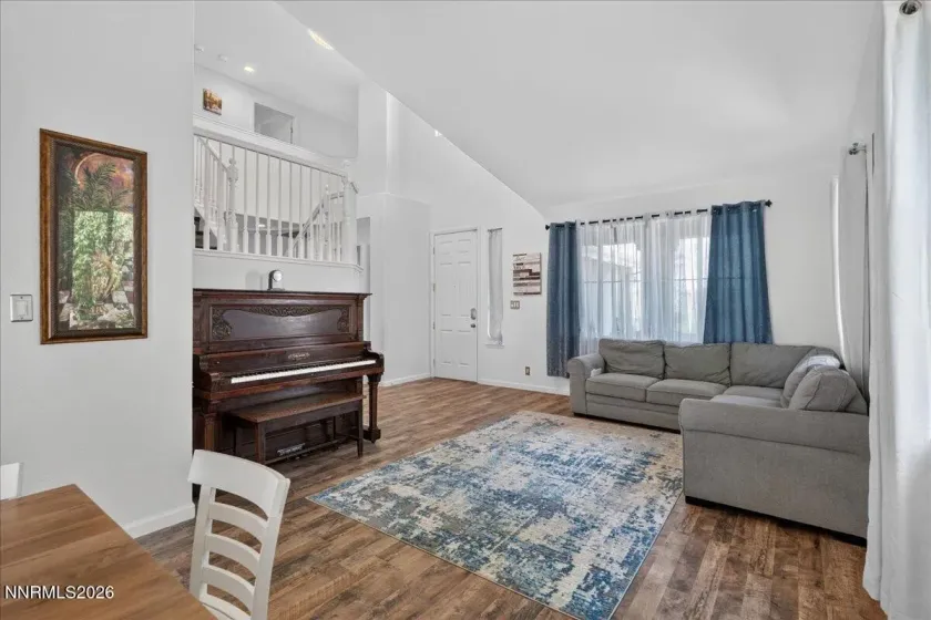 2390 Lincoln Meadows, Reno, Nevada 89521, 4 Bedrooms Bedrooms, ,3 BathroomsBathrooms,Residential,Residential,Lincoln Meadows,0,260011046