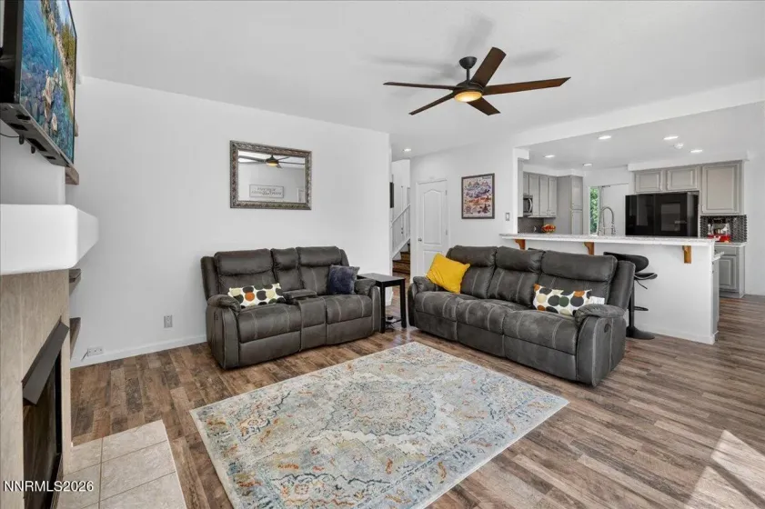 2390 Lincoln Meadows, Reno, Nevada 89521, 4 Bedrooms Bedrooms, ,3 BathroomsBathrooms,Residential,Residential,Lincoln Meadows,0,260011046