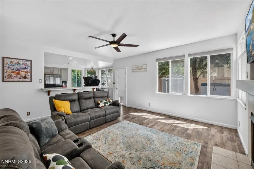 2390 Lincoln Meadows, Reno, Nevada 89521, 4 Bedrooms Bedrooms, ,3 BathroomsBathrooms,Residential,Residential,Lincoln Meadows,0,260011046