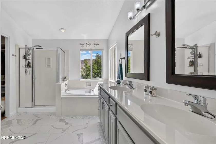 2390 Lincoln Meadows, Reno, Nevada 89521, 4 Bedrooms Bedrooms, ,3 BathroomsBathrooms,Residential,Residential,Lincoln Meadows,0,260011046