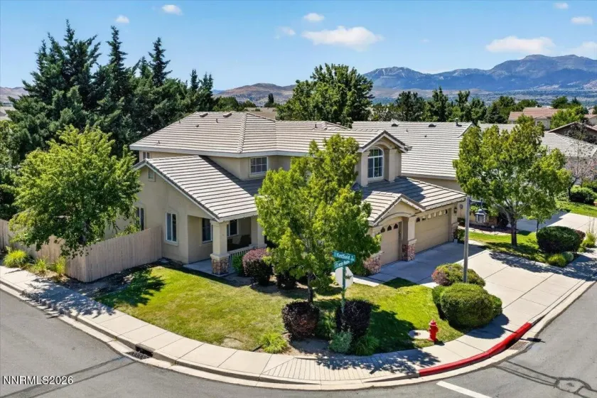2390 Lincoln Meadows, Reno, Nevada 89521, 4 Bedrooms Bedrooms, ,3 BathroomsBathrooms,Residential,Residential,Lincoln Meadows,0,260011046