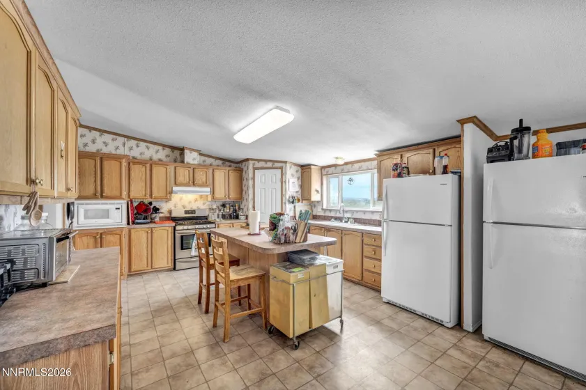 1985 Fir, Silver Springs, Nevada 89429, 4 Bedrooms Bedrooms, ,2 BathroomsBathrooms,Residential,Residential,Fir,0,260011058