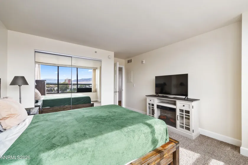 450 Arlington, Reno, Nevada 89503, 1 Bedroom Bedrooms, ,1 BathroomBathrooms,Residential,Residential,Arlington,0,260011059