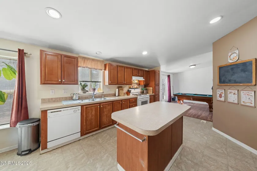 8115 Tahoe, Stagecoach, Nevada 89429, 3 Bedrooms Bedrooms, ,4 BathroomsBathrooms,Residential,Residential,Tahoe,0,260011061