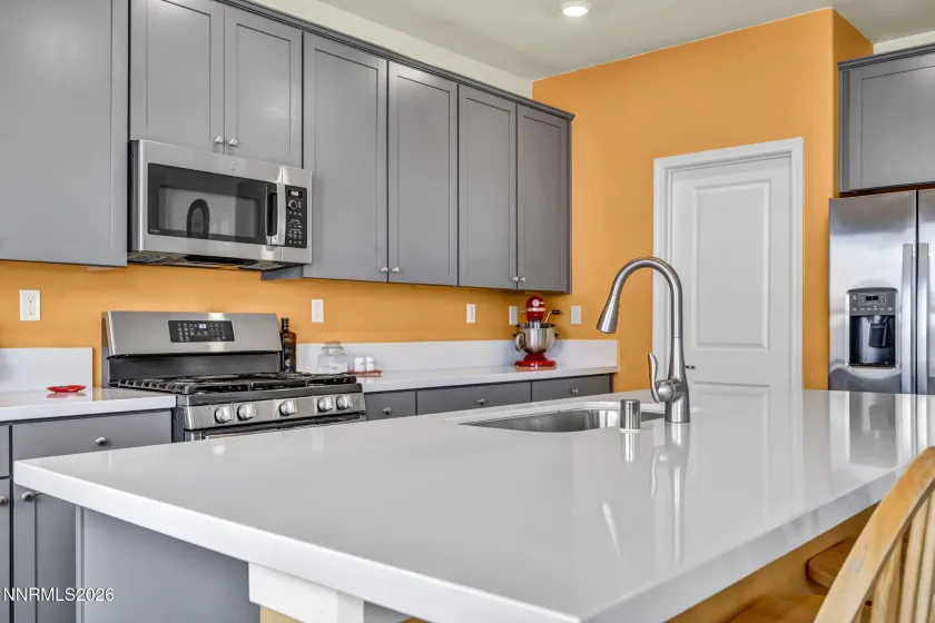 6726 Lunar Orbit, Sparks, Nevada 89436, 3 Bedrooms Bedrooms, ,3 BathroomsBathrooms,Residential,Residential,Lunar Orbit,0,260011063