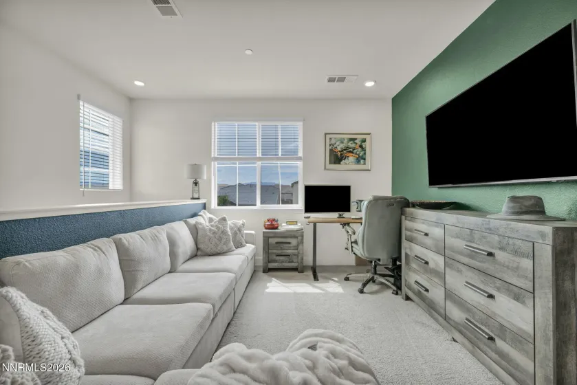 6726 Lunar Orbit, Sparks, Nevada 89436, 3 Bedrooms Bedrooms, ,3 BathroomsBathrooms,Residential,Residential,Lunar Orbit,0,260011063
