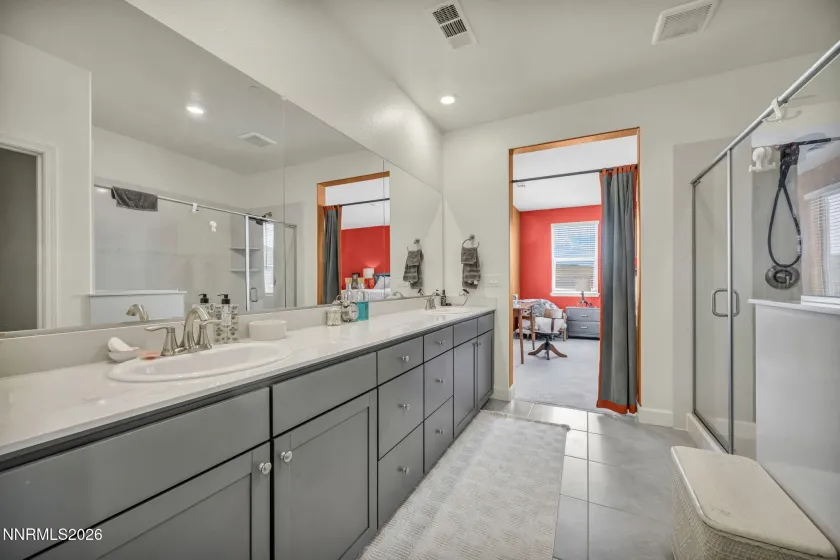 6726 Lunar Orbit, Sparks, Nevada 89436, 3 Bedrooms Bedrooms, ,3 BathroomsBathrooms,Residential,Residential,Lunar Orbit,0,260011063