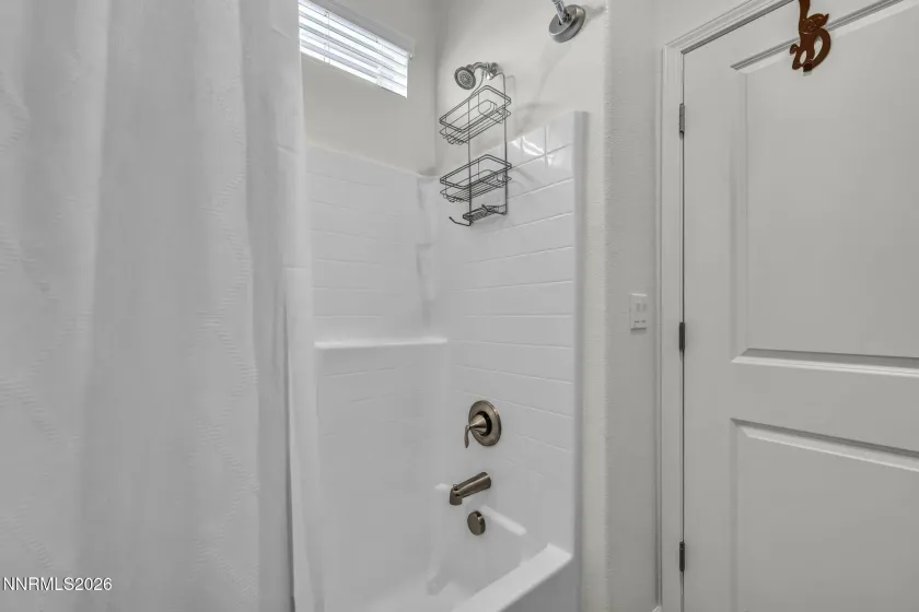 6726 Lunar Orbit, Sparks, Nevada 89436, 3 Bedrooms Bedrooms, ,3 BathroomsBathrooms,Residential,Residential,Lunar Orbit,0,260011063