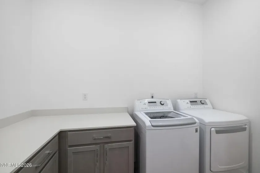 11658 Sugarloaf Peak, Sparks, Nevada 89441, 4 Bedrooms Bedrooms, ,3 BathroomsBathrooms,Residential,Residential,Sugarloaf Peak,0,260011064