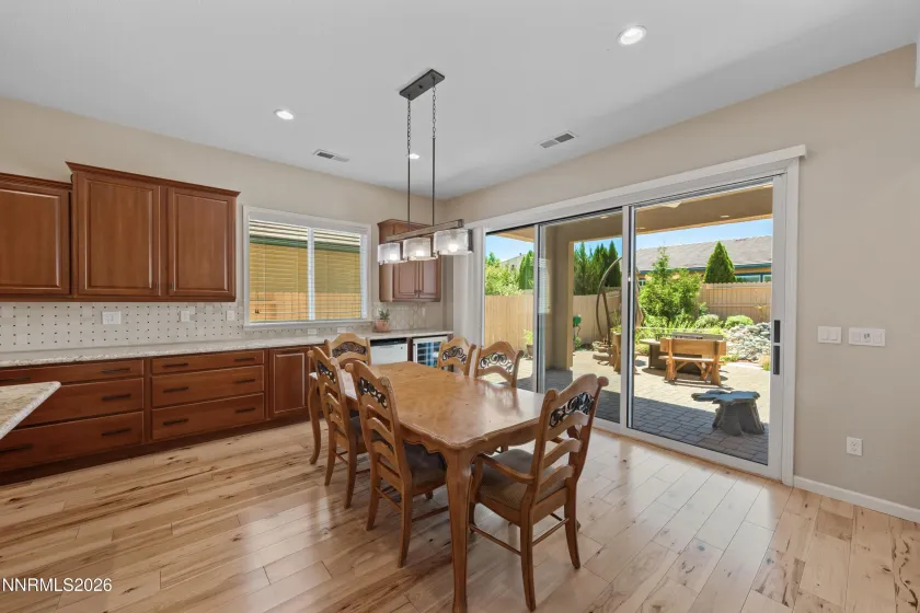 9827 Dyevera, Reno, Nevada 89521, 3 Bedrooms Bedrooms, ,3 BathroomsBathrooms,Residential,Residential,Dyevera,0,260011065