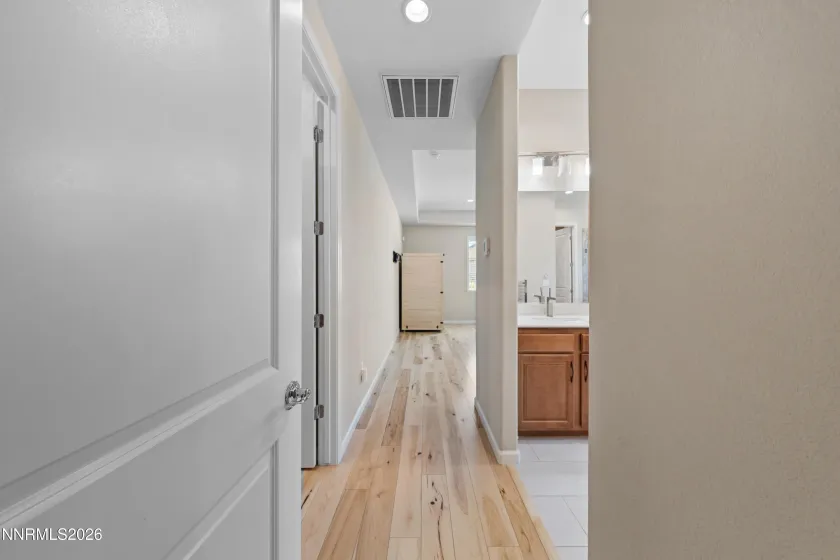 9827 Dyevera, Reno, Nevada 89521, 3 Bedrooms Bedrooms, ,3 BathroomsBathrooms,Residential,Residential,Dyevera,0,260011065
