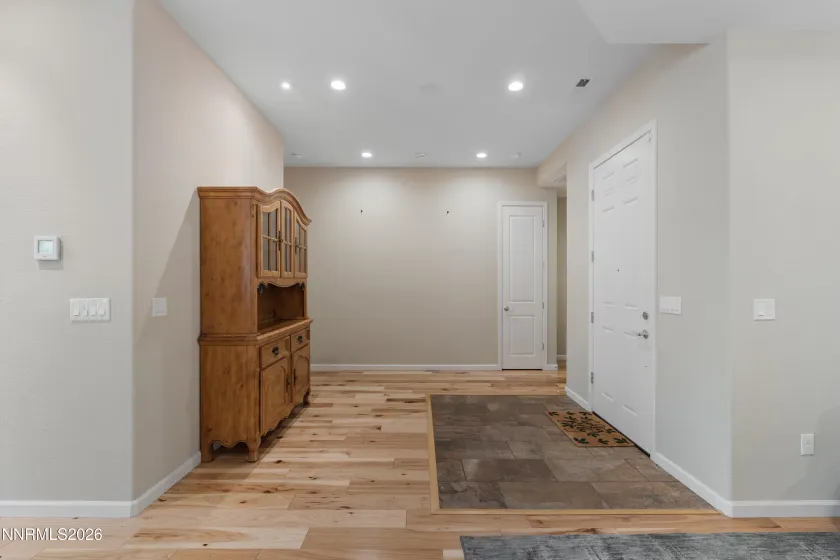 9827 Dyevera, Reno, Nevada 89521, 3 Bedrooms Bedrooms, ,3 BathroomsBathrooms,Residential,Residential,Dyevera,0,260011065