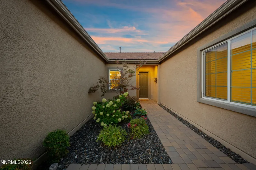 9827 Dyevera, Reno, Nevada 89521, 3 Bedrooms Bedrooms, ,3 BathroomsBathrooms,Residential,Residential,Dyevera,0,260011065
