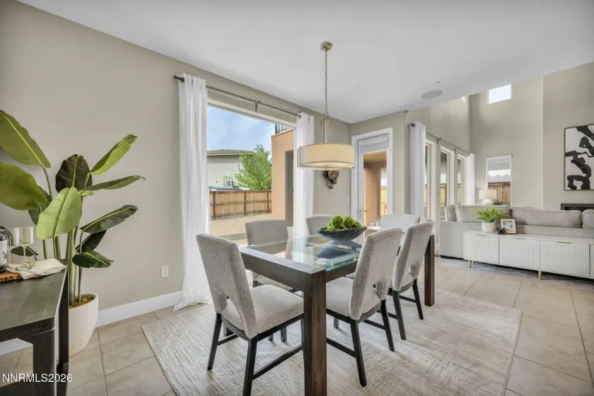 2731 Kettle, Sparks, Nevada 89436, 4 Bedrooms Bedrooms, ,3 BathroomsBathrooms,Residential,Residential,Kettle,0,260011066