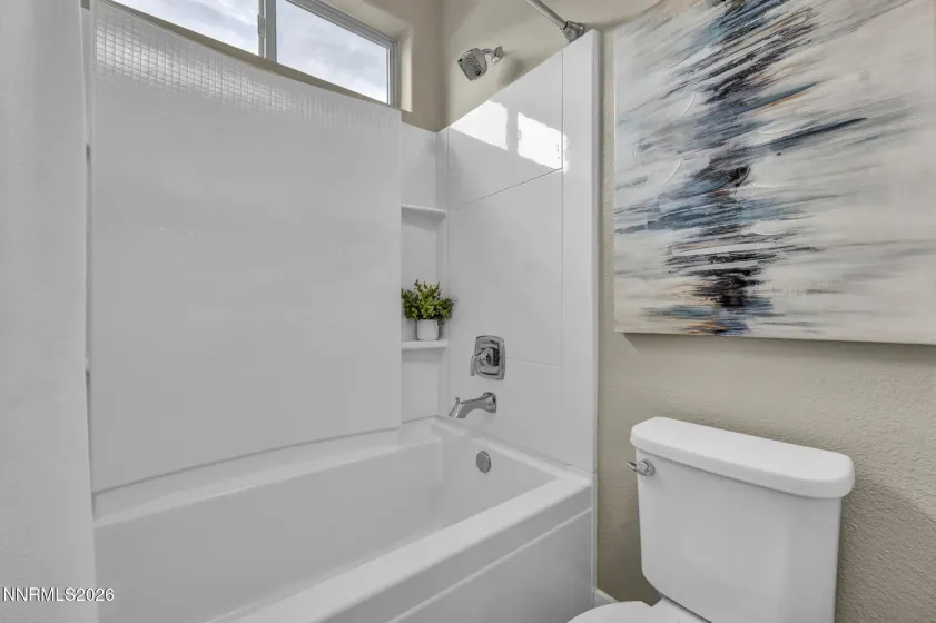 2731 Kettle, Sparks, Nevada 89436, 4 Bedrooms Bedrooms, ,3 BathroomsBathrooms,Residential,Residential,Kettle,0,260011066