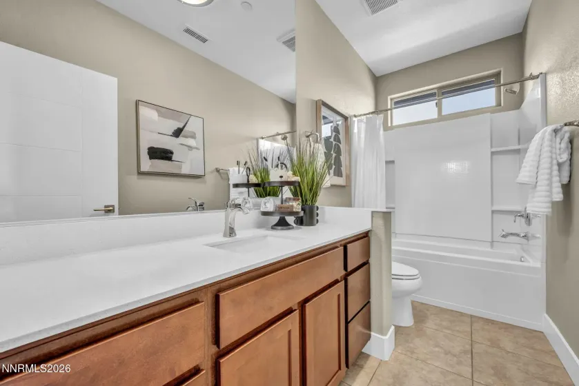 2731 Kettle, Sparks, Nevada 89436, 4 Bedrooms Bedrooms, ,3 BathroomsBathrooms,Residential,Residential,Kettle,0,260011066