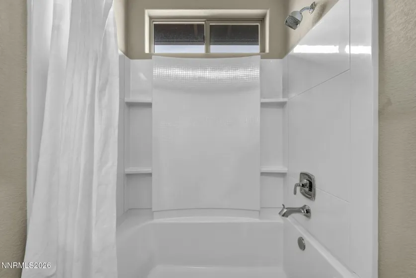 2731 Kettle, Sparks, Nevada 89436, 4 Bedrooms Bedrooms, ,3 BathroomsBathrooms,Residential,Residential,Kettle,0,260011066