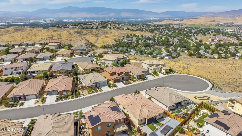 2731 Kettle, Sparks, Nevada 89436, 4 Bedrooms Bedrooms, ,3 BathroomsBathrooms,Residential,Residential,Kettle,0,260011066