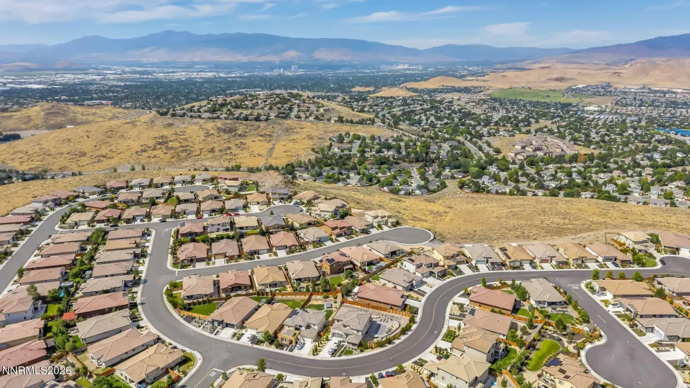 2731 Kettle, Sparks, Nevada 89436, 4 Bedrooms Bedrooms, ,3 BathroomsBathrooms,Residential,Residential,Kettle,0,260011066