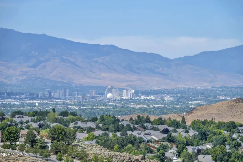2731 Kettle, Sparks, Nevada 89436, 4 Bedrooms Bedrooms, ,3 BathroomsBathrooms,Residential,Residential,Kettle,0,260011066