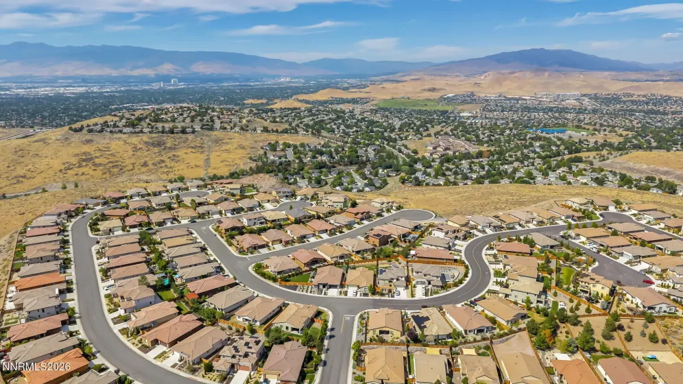 2731 Kettle, Sparks, Nevada 89436, 4 Bedrooms Bedrooms, ,3 BathroomsBathrooms,Residential,Residential,Kettle,0,260011066
