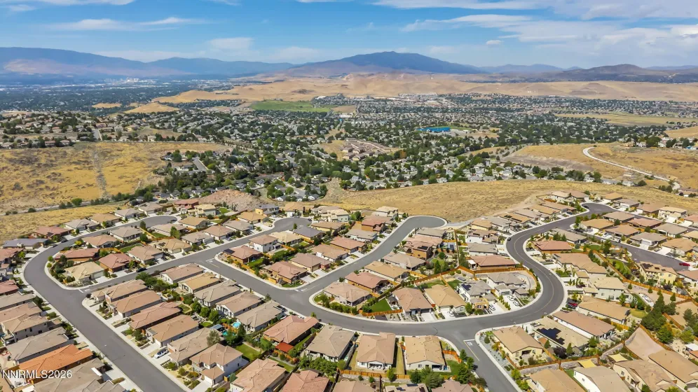 2731 Kettle, Sparks, Nevada 89436, 4 Bedrooms Bedrooms, ,3 BathroomsBathrooms,Residential,Residential,Kettle,0,260011066