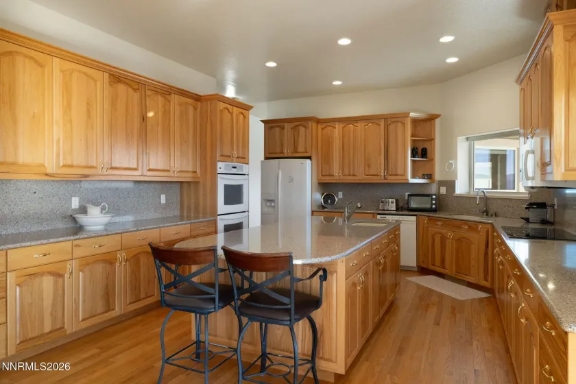 5990 Grass Valley, Reno, Nevada 89510, 3 Bedrooms Bedrooms, ,4 BathroomsBathrooms,Residential,Residential,Grass Valley,0,260011070