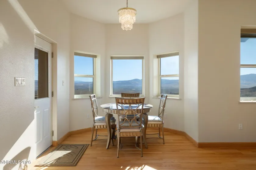 5990 Grass Valley, Reno, Nevada 89510, 3 Bedrooms Bedrooms, ,4 BathroomsBathrooms,Residential,Residential,Grass Valley,0,260011070