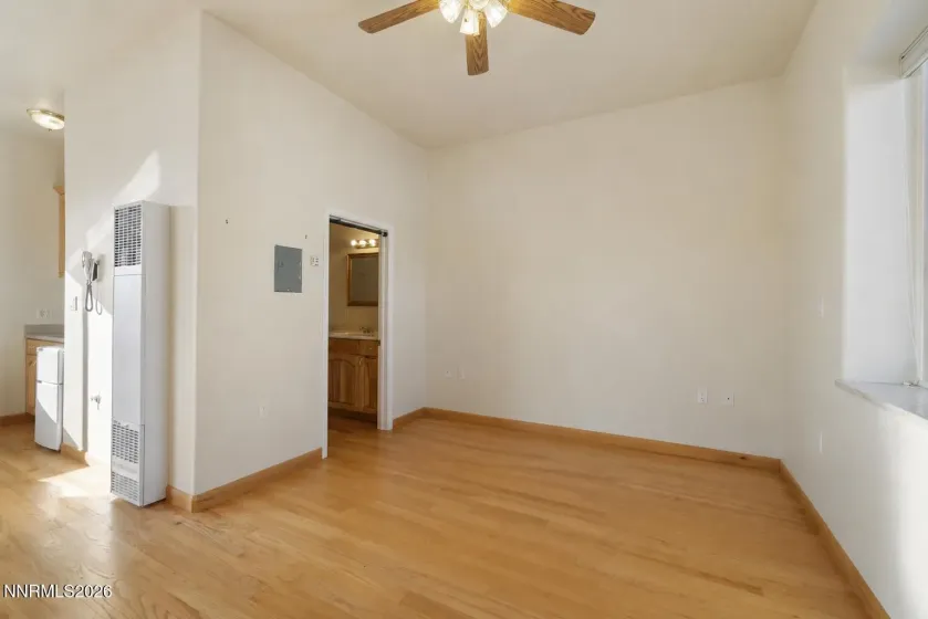 5990 Grass Valley, Reno, Nevada 89510, 3 Bedrooms Bedrooms, ,4 BathroomsBathrooms,Residential,Residential,Grass Valley,0,260011070